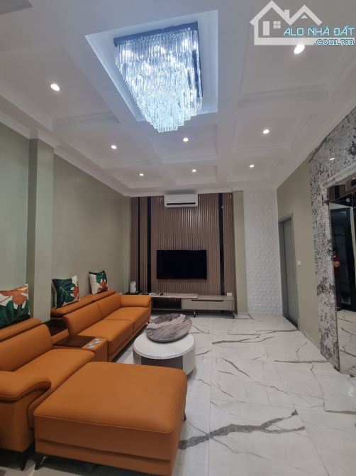 Đẳng cấp Khâm Thiên - Lê Duẩn - 7 tầng, thang máy - MT 6m - nội thất sang trọng - Giá 11.x - 2