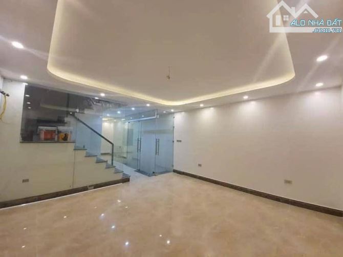 LÔ GÓC LACASTA VĂN PHÚ TRỤC CHÍNH KINH DOANH MỌI HÌNH THỨC - 2