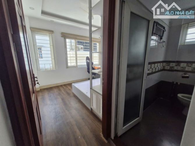 Bán nhà LÔ GÓC mậu lương Hà Đông Thang Máy 5 tầng giá 5,45 tỷ - 2
