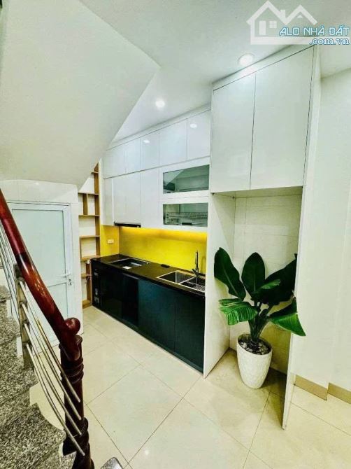 NHÀ 5 TẦNG TRẦN PHÚ VĂN QUÁN – 3 NGỦ, FULL NỘI THẤT, CÁCH GA VĂN QUÁN 100M - 2