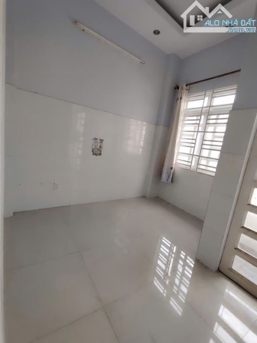 NGÃ TƯ PHÚ NHUẬN, 4 Tầng BTCT 5PN, DTSD 120m2, P15 Phú Nhuận, giá 5.x ty - 2