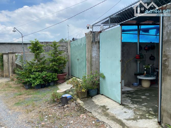BÁN NHÀ GÁC LỬNG – SỔ RIÊNG THỔ CƯ. 200m2. Chỉ 2Tỷ4. Ô Tô - 24