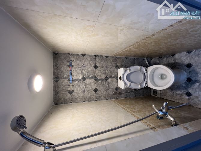 Mặt phố Đặng Văn Ngữ, 30m, Lô góc 3 thoáng, Vỉa hè kinh doanh tốt, Nhà đẹp, Thửa đất vuông - 5