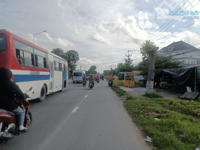 Cần Giuộc 1000m đất lúa full hồng , sổ hiển thị lối đi  được chuyển thổ không bị quy hoạch - 4