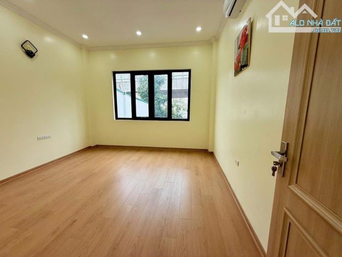 Bán nhà Đường Ba Tháng Hai Quận 10 – 4.1x11m, 4 tầng mới, giá 9.5 tỷ. Gần ST Satra Mart - 3
