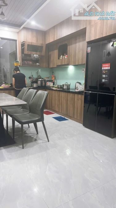 NHÀ 3 TẦNG ĐẸP – TÔN ĐỨC THẮNG, LIÊN CHIỂU- 60M2- MỚI KENG- 4.8x TỶ - 3