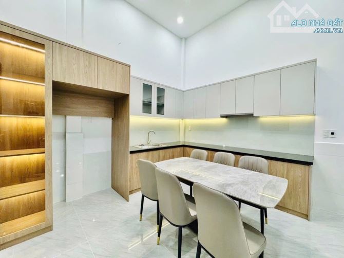 NHÀ 5 TẦNG, HẺM XE HƠI - FULL NỘI THẤT CAO CẤP - 4x15M, NGUYỄN THÁI SƠN GÒ VẤP, NHỈNH 6 TỶ - 3