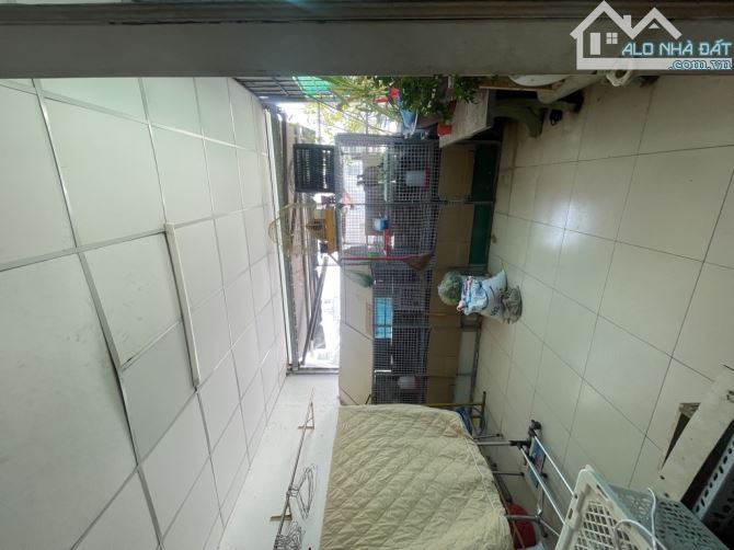 NHÀ ĐẸP TÂN PHÚ – 40m² (4x10) 2TẦNG KIÊN CỐ SHR HẺM XE HƠI RỘNG RÃI - 3