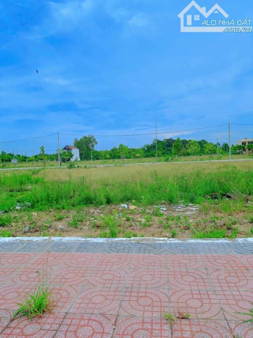 KẸT TIỀN BÁN GẤP LÔ ĐẤT ĐẸP NGAY TRUNG TÂM PHÁT TRIỂN, GẦN VÒNG XOAY HÒA LONG TP. BÀ RỊA - 3