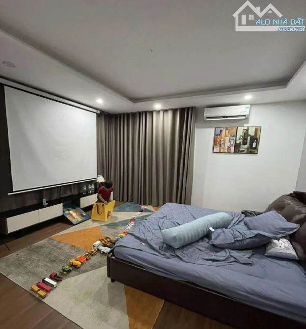Bán gấp nhà  Trần Quốc Hoàn , Cầu Giấy, giá nhỉnh 13 tỷ, chủ nhà hỗ trợ thiện chí - 3