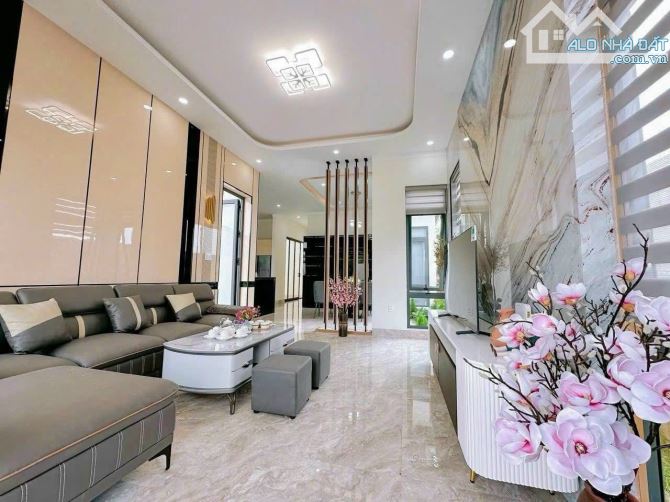 Bán căn mái nhật cực đẹp 10x25m giá chưa đến 4 đồng - BMT - 3