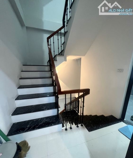 Bán nhà đẹp Dương Văn Bé, 5 tầng xây tâm huyết, ngõ thông, giá tốt khu vực, 45m2 8.9 tỷ - 3