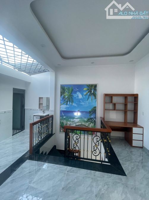 Bán nhà tân cổ điển 75m2 sổ riêng đường ô tô (P. Tân Vạn) chỉ 3,5 tỉ - 3