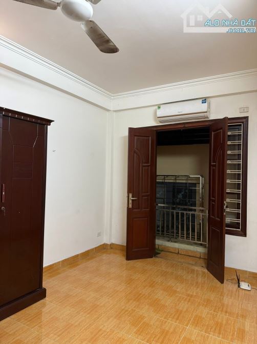 Cho thuê nhà Giáp Nhất, Thanh Xuân 5 tầng x 30m2, 4 ngủ, 5 vệ sinh, 13 Triệu - 3