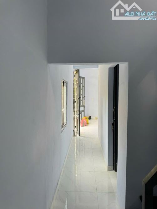 XUÂN THỚI THƯỢNG-CẦN BÁN CĂN NHÀ-48M2-2 PHÒNG NGỦ-GẦN CHỢ -GỌI CHO EM XEM NHÀ - 3