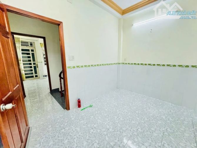 BÁN GẤP NHÀ NGUYỄN TƯ GIẢN GÒ VẤP 4 TẦNG HXH GIÁ CHỈ 5.68 TỶ - 3