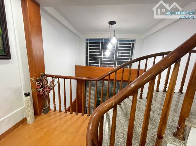 🔥 CHÍNH CHỦ GỬI BÁN CĂN ĐỊNH CÔNG .32M2. 6 TẦNG. DÂN XÂY. 2 THOÁNG .5,85 TỶ. - 3