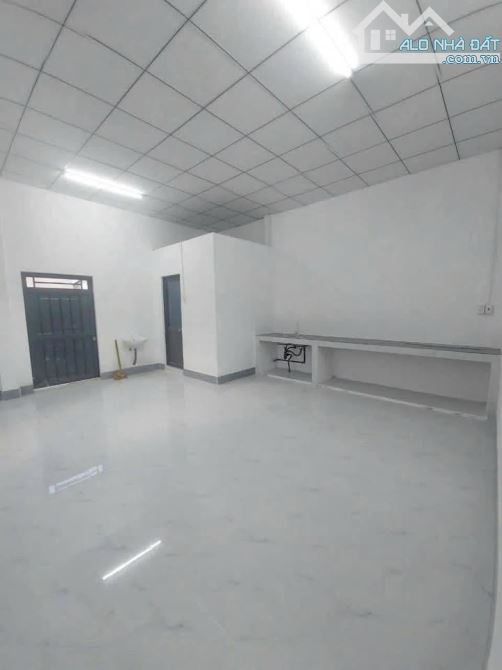 Thu vốn ! Bán gấp căn nhà MT bán trà sữa ở gần TT Trảng Bàng 134m2 SHR giá 740tr - 3