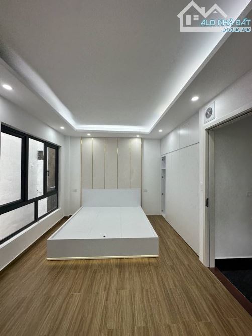 NHÀ ĐẸP NGÕ THÔNG - Ô TÔ ĐỖ CỬA - 36M 5 TẦNG - TỔ 12 YÊN NGHĨA HÀ ĐÔNG - GIÁ 6,25 TỶ - 3