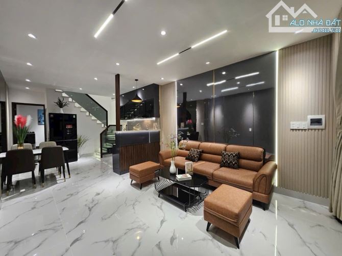 NHÀ 4 TẦNG - KHU TÊN LỬA - HẺM XE HƠI- 60 M2 - 6,65 tỷ - 3