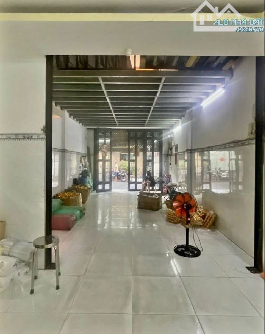 Bán nhà ( 4,2 X 21 ) Trịnh Đình Trọng, hẻm 6m xe tải sát mặt tiền kênh Tân Hóa giá 9,2 tỷ. - 3
