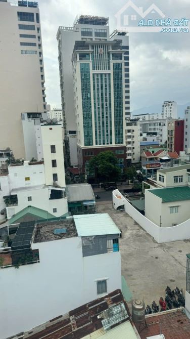 KHÁCH SẠN MỚI 99%, FULL KHÁCH THUÊ, TRUNG TÂM PHỐ TẤY - 3
