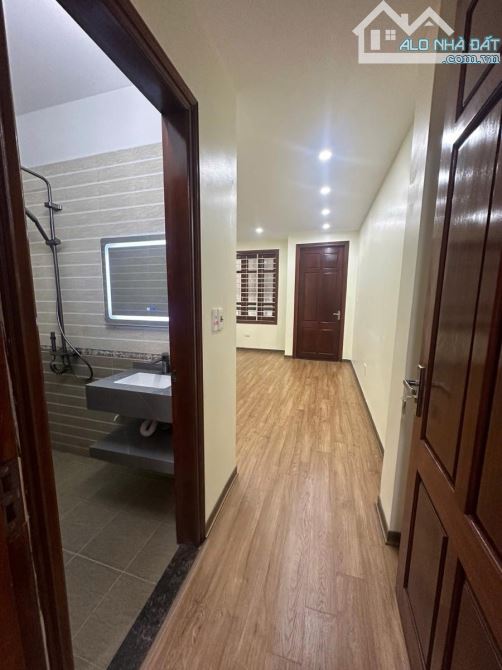 🏡 Ngọc Thuỵ – 33m² x 5 tầng – 3 ngủ – 8,1TỶ - 3
