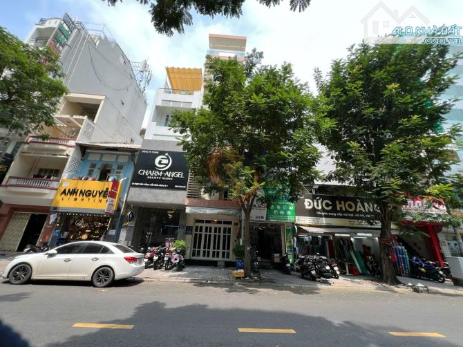 36 tỷ! Rẻ NHẤT mặt tiền đường Trịnh Văn Cấn, P. Cầu Ông Lãnh, Quận 1 - 4x19m - 4 Tầng - 3