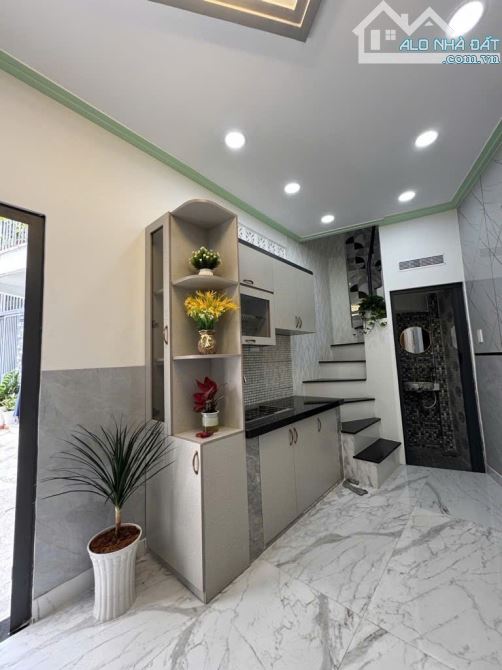 Nhà 1/ An Dương Vương  Quận 6 - 3 Tầng - Nhà mới vào ở ngay - Chỉ 2,4 tỷ - 3