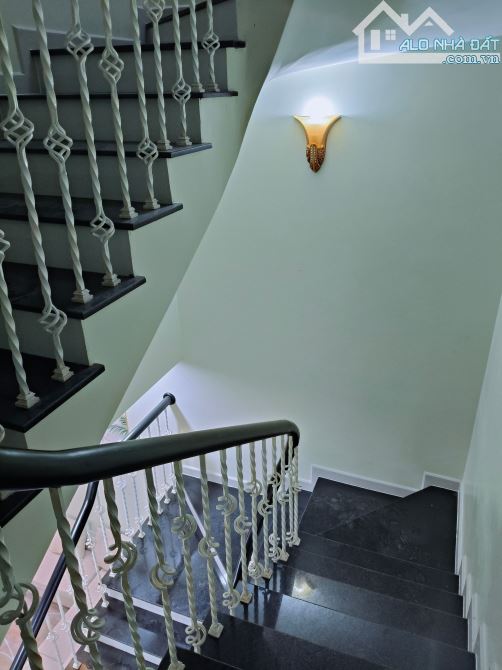 BÁN NHÀ AN TRAI HOÀI ĐỨC HÀ NỘI - Ô TÔ ĐỖ CỬA 40m - GIÁ NHỈNH 6 ĐỒNG - 3