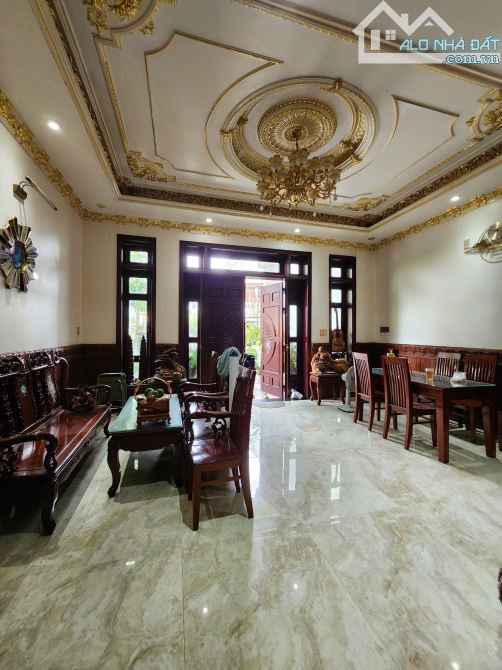 BÁN NHÀ 3 TẦNG THIẾT KẾ THEO PHONG CÁCH TÂN CỔ ĐIỀN, GẦN EAON MALL. - 3