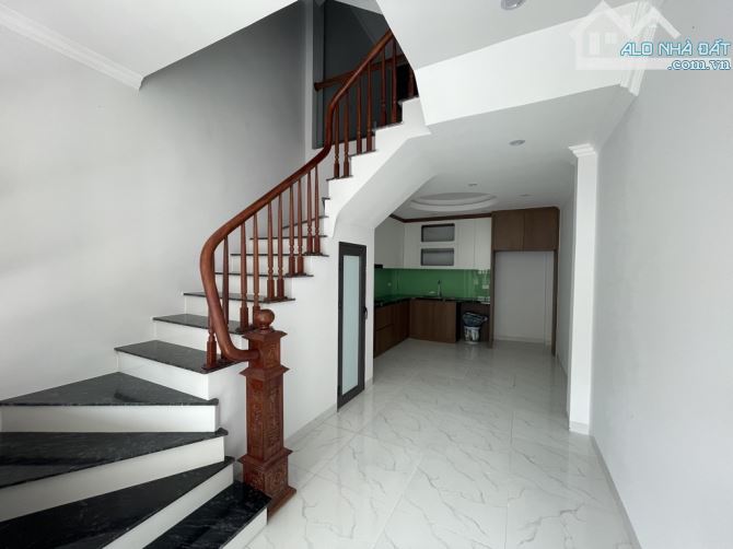 THƯỢNG CÁT – 35M - 4 TẦNG - 4 THOÁNG – HƠN 5 TỶ - 3