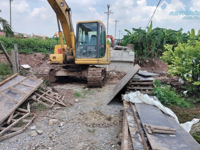 Chủ cần tiền muốn bán nhanh 100m Tân Dân - Khoái Châu giá chỉ 2x Tr/m2 đường đang làm cầu - 3