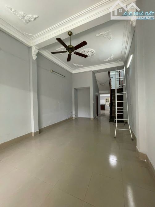 Bán nhà 3 tầng mặt tiền đường kinh doang sát Trần Não An Khánh Q2 70m2 giá chỉ 13 tỷ - 3