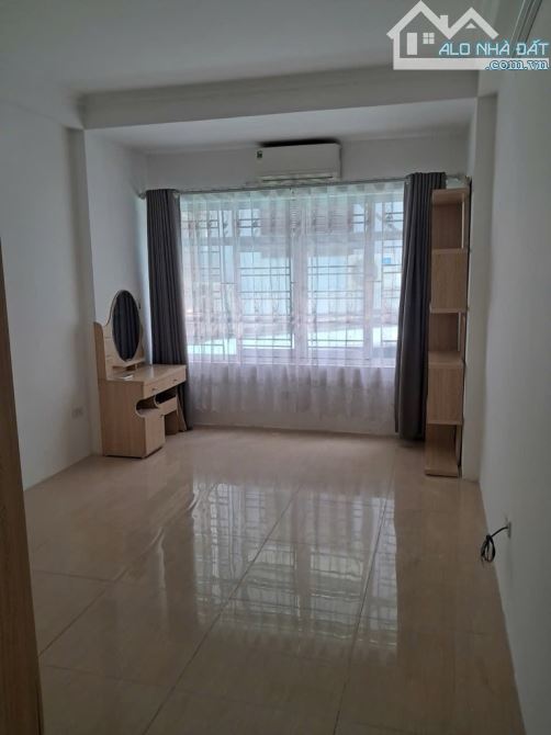 Lê Quang Đạo- Nam Từ Liêm -35m×4 Tầng 2 mặt thoáng- 20m ra ô tô-200m ra Phố - 3