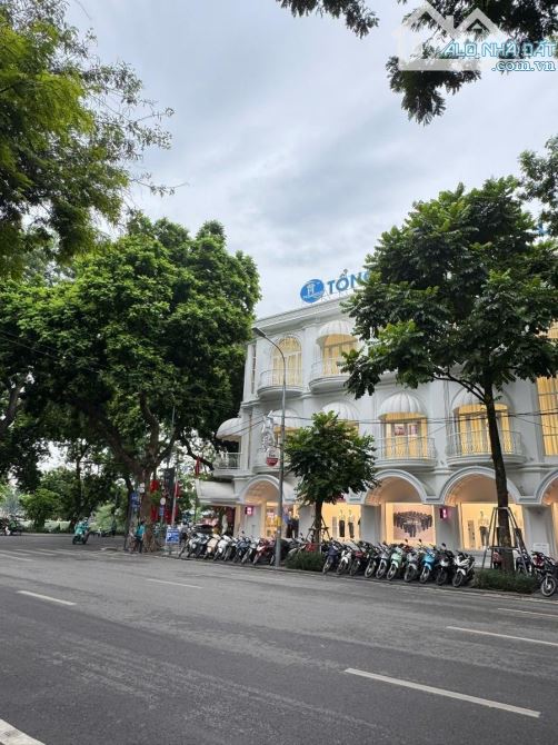 Bán nhà phố hàng khay tầng 1 diện tích 65m mặt tiền 8m giá 32.5 tỷ. - 3