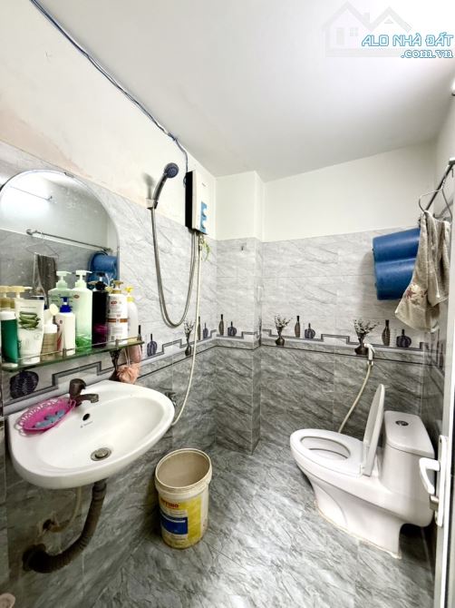 HXH 30 M TRUNG TÂM THỚI AN 16 THỚI AN- DIỆN TÍCH 62M2- 2PN 2 WC- GIÁ NHỈNH 3 ĐỒNG.  +Diện - 3