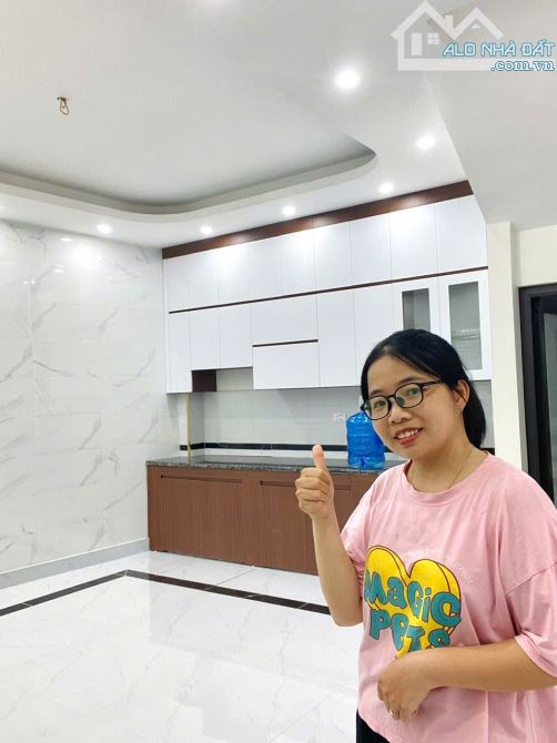 NHÀ ĐẸP TÂY MỖ- 2 THOÁNG - Ô TÔ 20M - GẦN HỒ ĐIỀU HOÀ-SỔ ĐẸP, SẴN GIAO DỊCH - 3