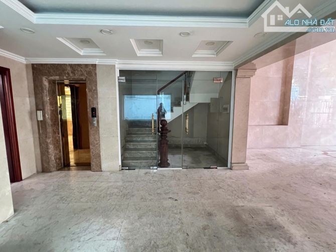CHO THUÊ TÒA NHÀ 2MT 2A1 NGUYỄN THỊ MINH KHAI Q1, DT 7x20M, HẦM 8 LẦU, GIÁ 350TR - 3