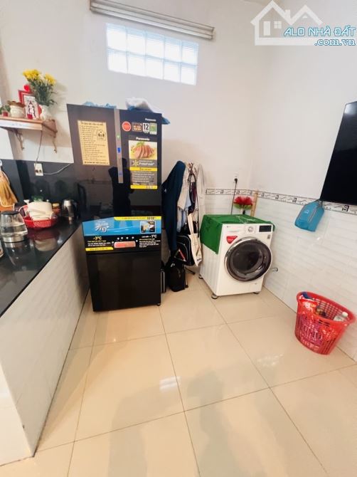 Nhà 4 tỷ hơn _ Nguyễn Văn Quá _ ngang 4.5 * 18 _ quận 12 - 3