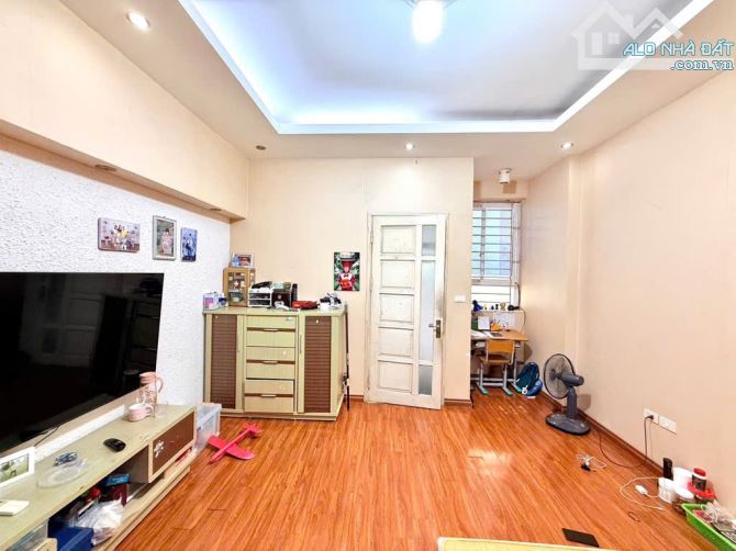NHÀ ĐẸP GỐC ĐỀ _ MINH KHAI 36m2, 5 tầng GIÁ 7.9 tỷ - 3
