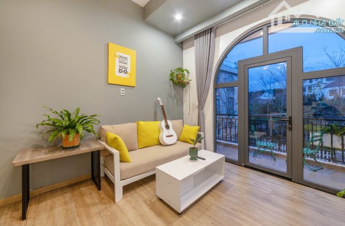 BÁN NHANH VILLA - HẺM XE HƠI NGÔ TẤT TỐ, 180M², 19 TỶ, P.8, ĐÀ LẠT - 3