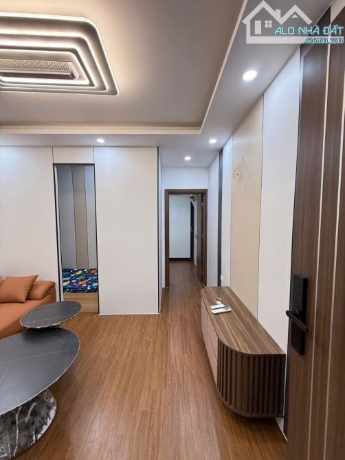 Tập thể mặt phố Lê Quý Đôn gần 50m 2 ngủ 1 khách, ở được luôn - 3