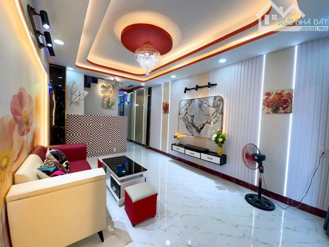 Nhà 2 Lầu Khu Tân Kim, 3 Phòng Ngủ. Full Nội Thất Đường Xe Hơi . Sổ Hồng Riêng - 3
