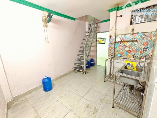 BÁN NHÀ 44M2 - QUẬN 3 - CMT8 - 2 TẦNG - 2 CỬA - HOÀN CÔNG ĐỦ - NỞ HẬU - KHÔNG QUY HOẠCH - - 3