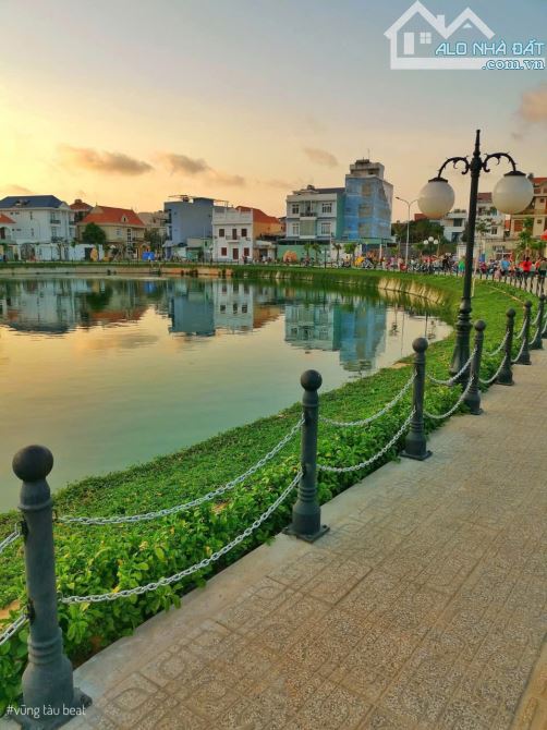 BÁN NHÀ 3 TẦNG NGAY CÔNG VIÊN HỒ ĐIỀU HOÀ VÕ THỊ SÁU NGANG GẦN 6M CHỈ 9 TỶ - 3