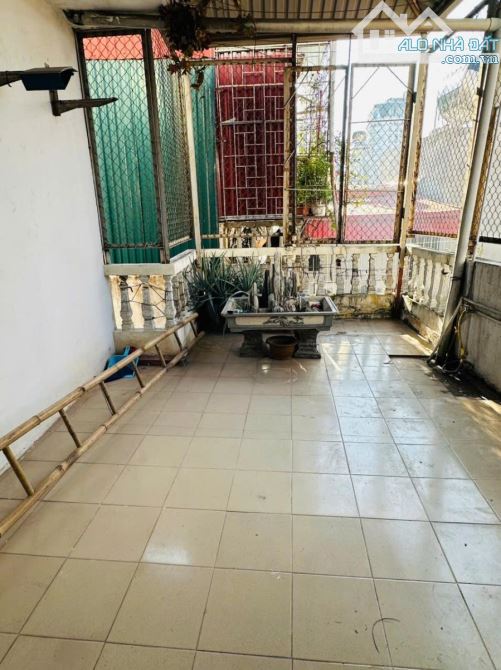 Bán nhà ngõ 210 Đội Cấn, 8 tỷ 4, DT 40m, 5 tầng, mặt tiền 5m, ngõ nông 20m ra mặt phố - 3