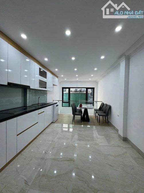 Hàng đẹp Cổ Nhuế, 40m 6 tầng, full nội thất, gần ô tô chỉ 8 đồng - 3