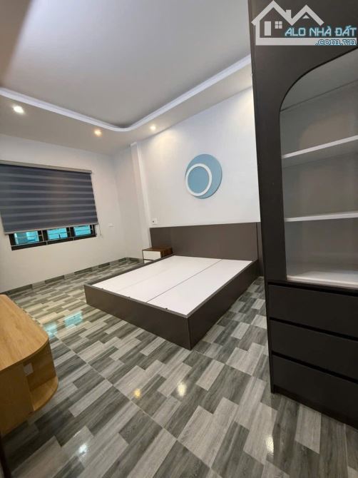 BÁN NHÀ  3 TẦNG  📍 Vị trí: Nhà nằm trong ngõ đường Kênh, khu vực dân cư đông đúc - 3