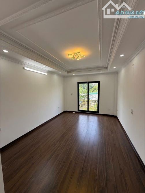 Hoa hậu Hoàng Mai - Mặt Ngõ thông, ô tô tránh - 5 tầng thang máy mới tinh mà chưa tới 8 tỷ - 3